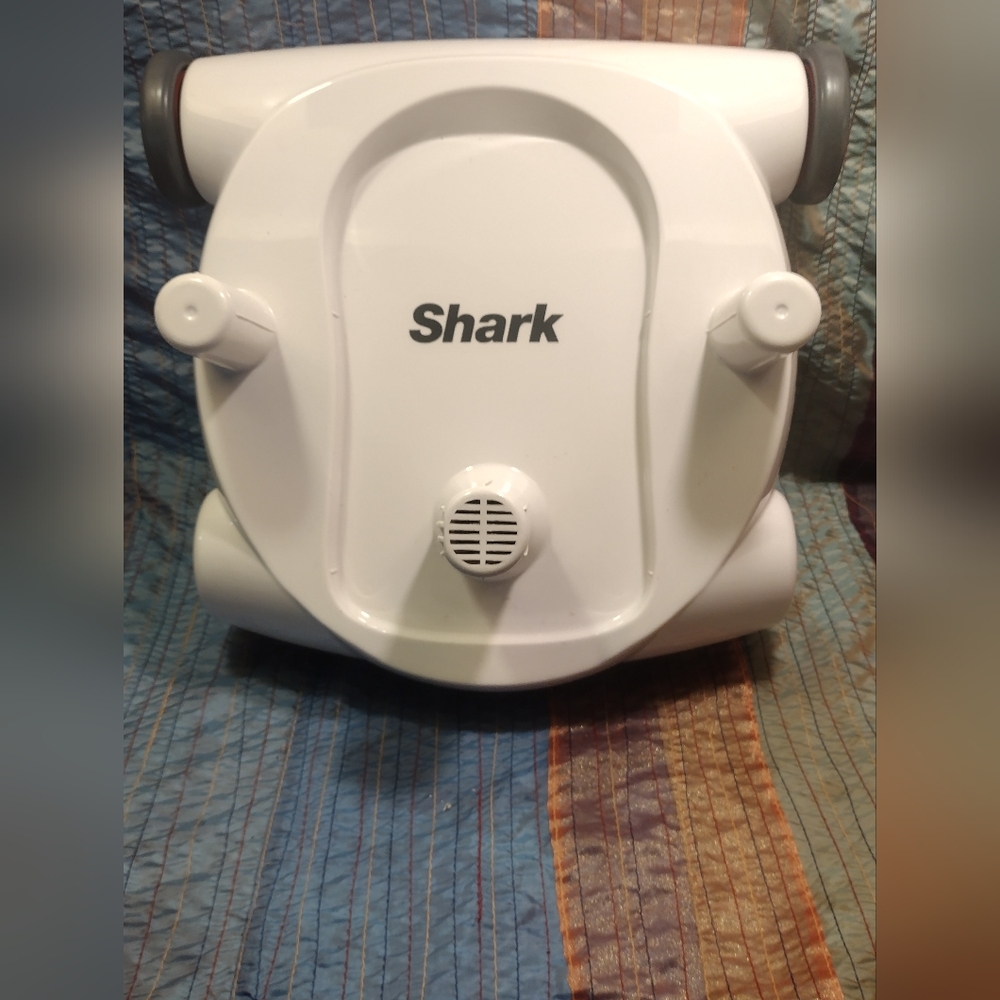 Shark Lift Away Vacuum Cleaner Caddy